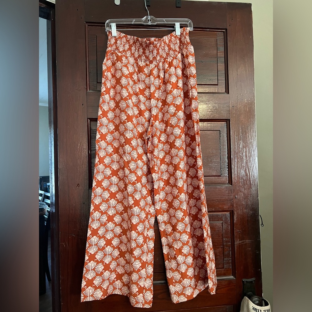 Maeve wide leg pants @ Anthropology these pants run big. Last picture for size